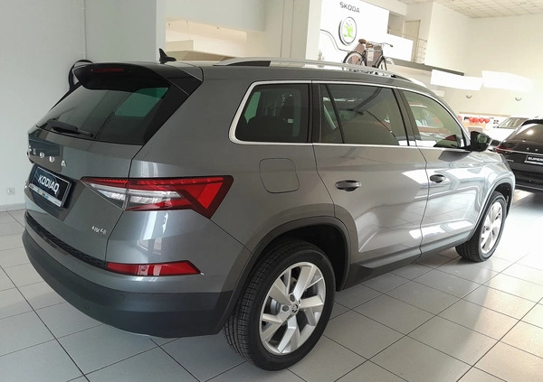 Skoda Kodiaq cena 209000 przebieg: 5, rok produkcji 2024 z Nałęczów małe 436